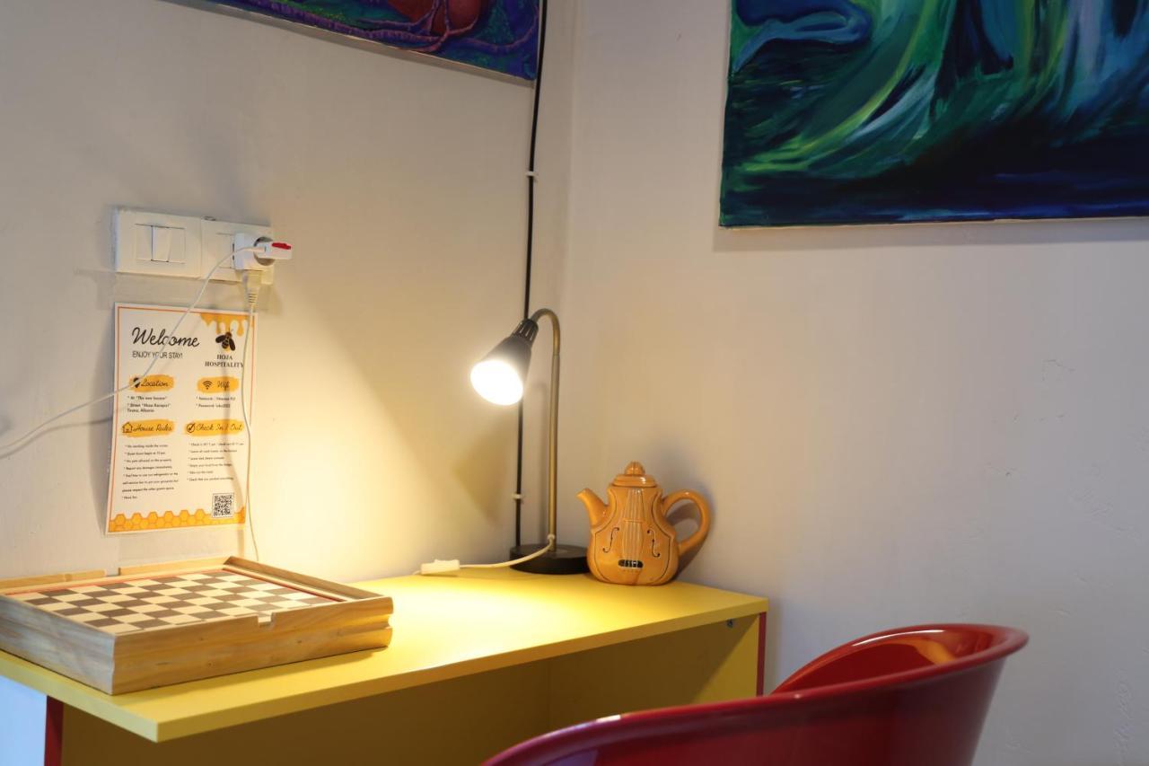 טיראנה Hoja Hostel מראה חיצוני תמונה