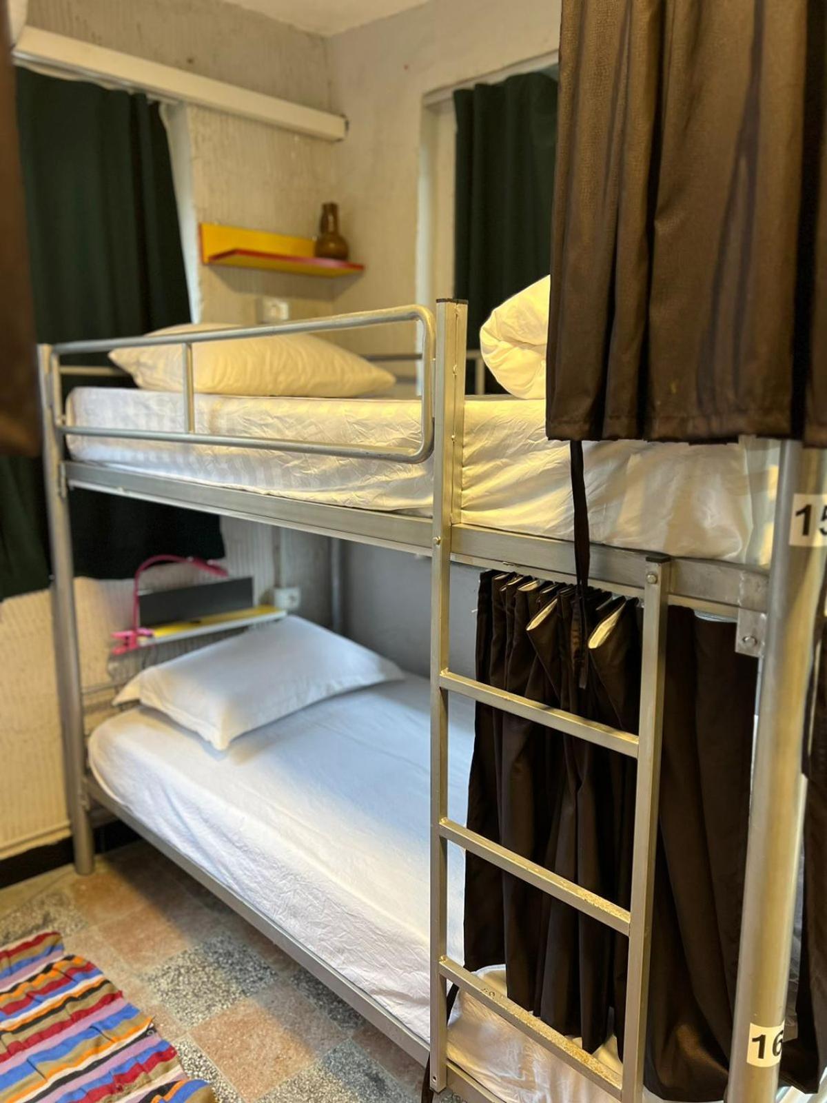 טיראנה Hoja Hostel מראה חיצוני תמונה
