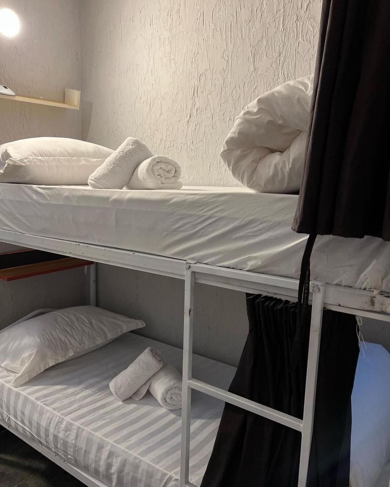 טיראנה Hoja Hostel מראה חיצוני תמונה
